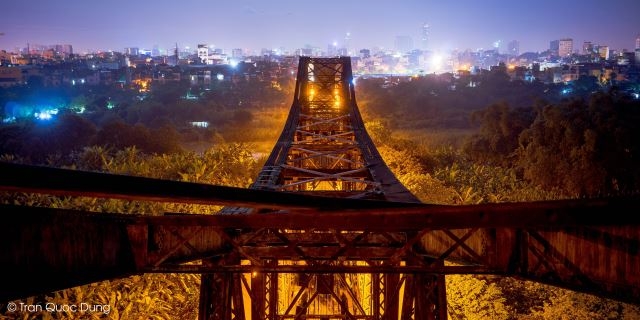 trien lam anh ve cau long bien de nho mot thoi ta da yeu