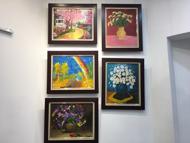 Bức tranh sặc sỡ sắc màu của những họa sĩ nhí tự kỷ - 2