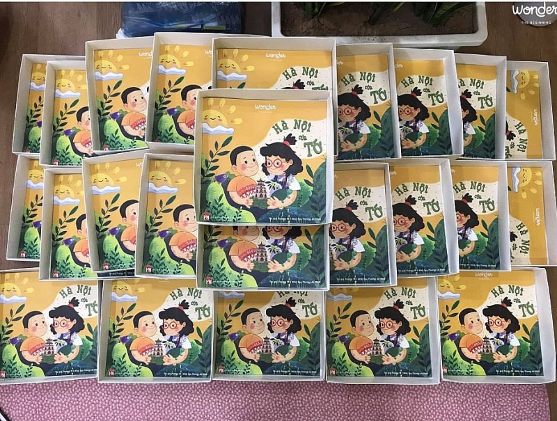 ha noi reo vang reo du an y nghia qua chiec hop do choi