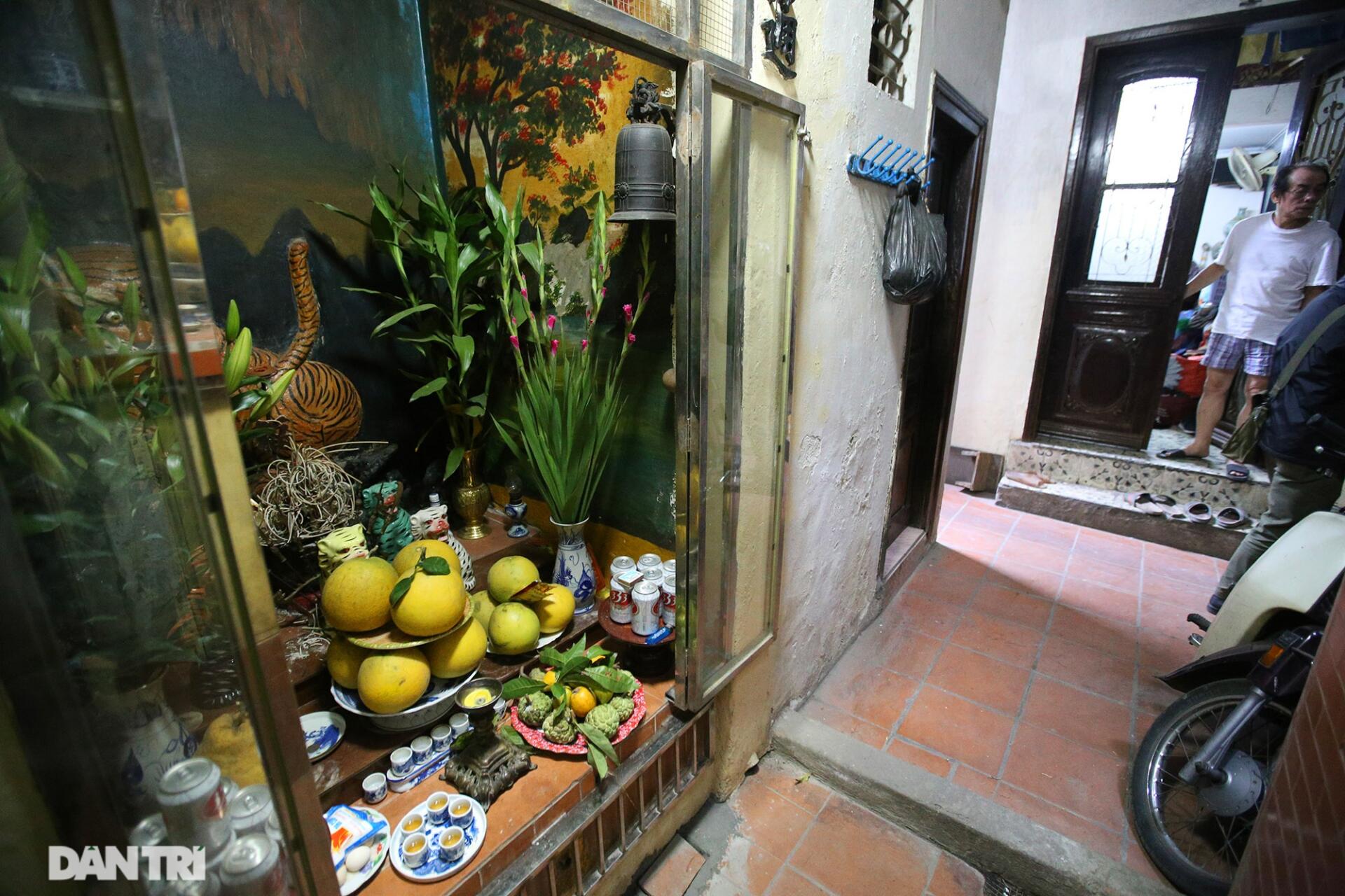 Những ngôi đình cổ ở 36 phố phường đang dần biến mất - 2 Những ngôi đình cổ ở 36 phố phường đang dần biến mất - 2