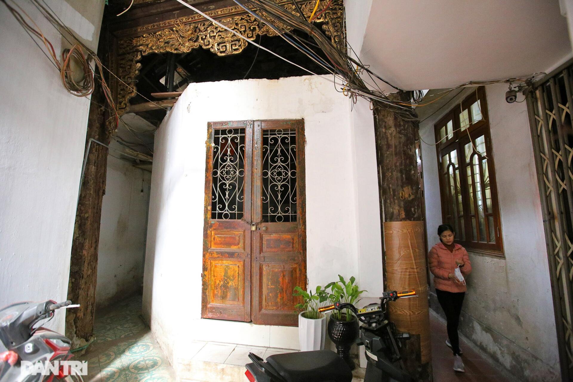 Những ngôi đình cổ ở 36 phố phường đang dần biến mất - 4 Những ngôi đình cổ ở 36 phố phường đang dần biến mất - 4