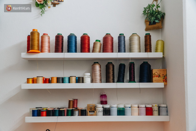 Bỏ công việc thiết kế, cô gái Hà Nội bắt đầu sự nghiệp điêu khắc "kỳ lạ" từ... miếng da vụn được cho - Ảnh 4.