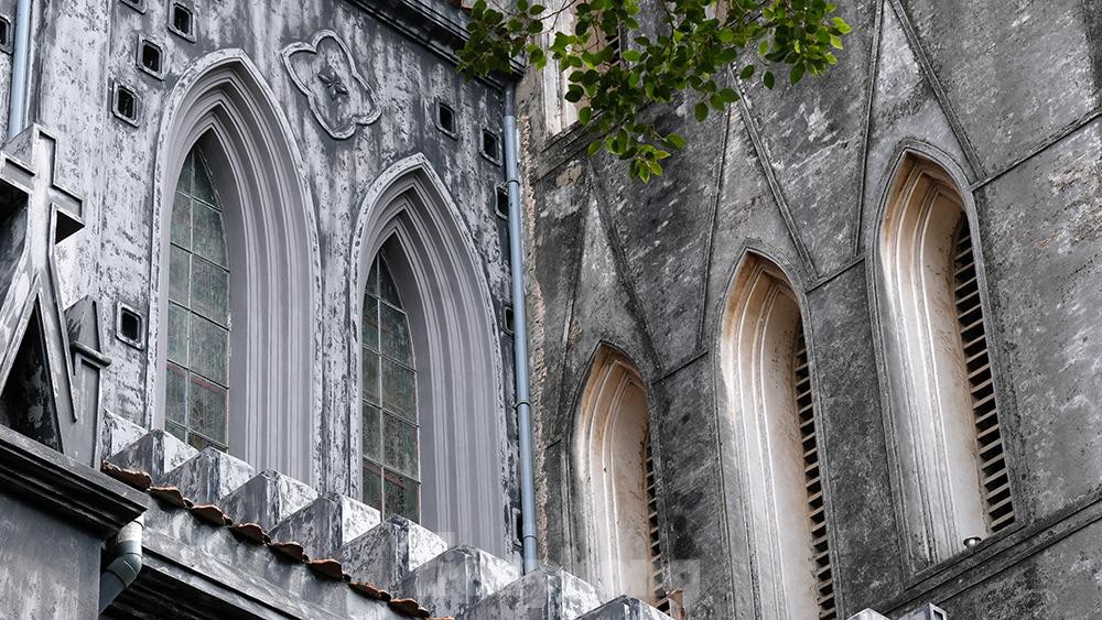 Nhà thờ Lớn Hà Nội trước ngày 'khoác áo mới' ảnh 6