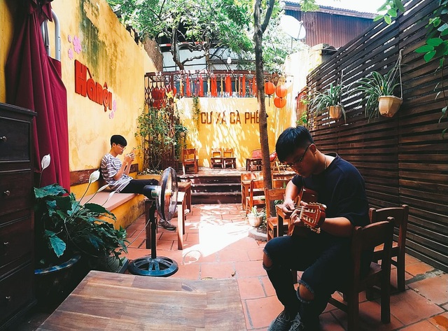 Tìm về Hà Nội xưa cũ bên những quán cà phê cổ - 1