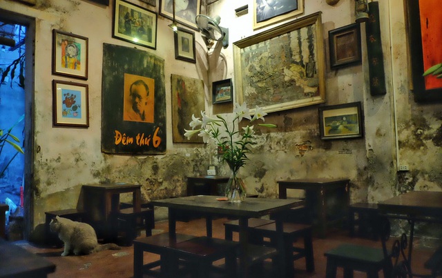 Tìm về Hà Nội xưa cũ bên những quán cà phê cổ - 5