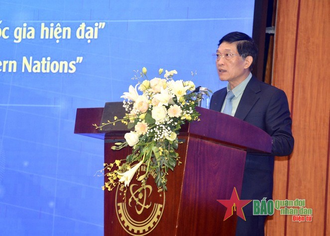 Thứ trưởng Bộ Khoa học và Công nghệ Trần Văn Tùng phát biểu tại buổi lễ. 