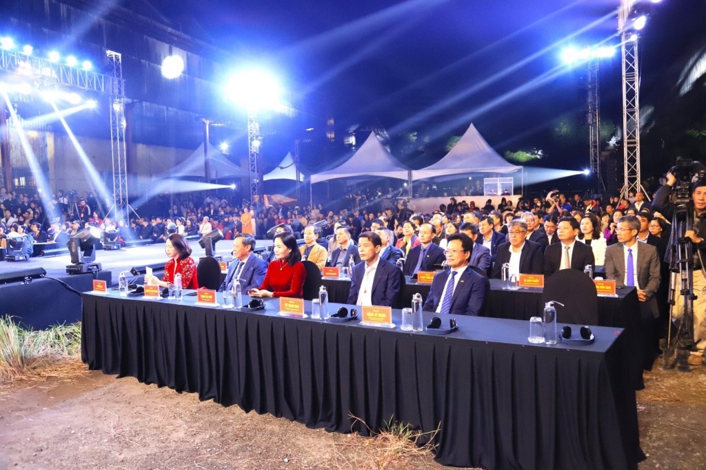 Nội dung chú thích ảnh