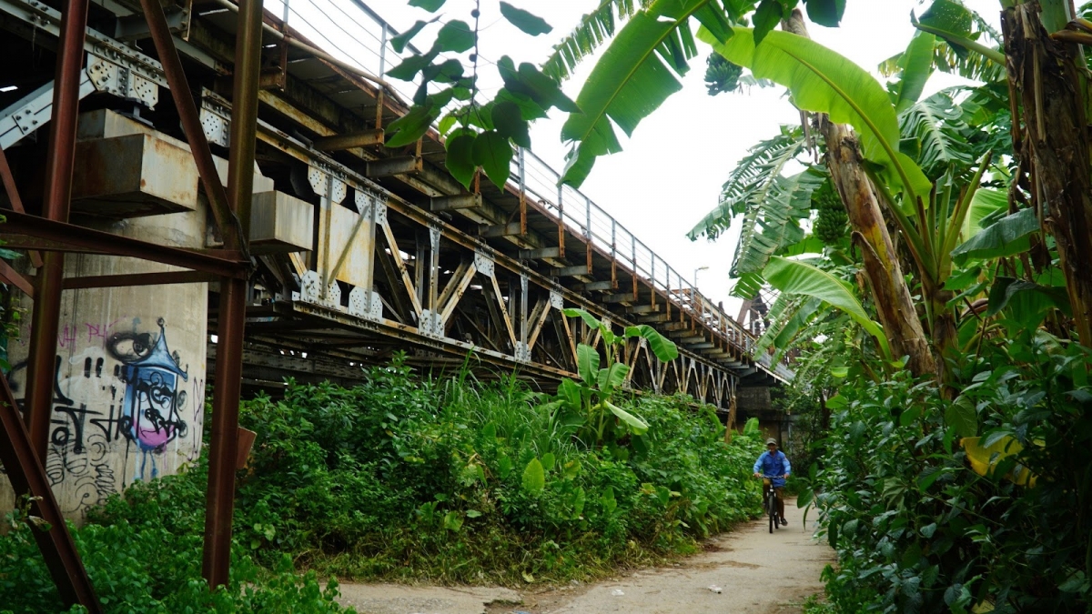 Khu vực bãi bồi của dòng chảy sông Hồng thuộc địa phận phường Tứ Liên và Chương Dương, quận Hoàn Kiếm. Ảnh: BTC