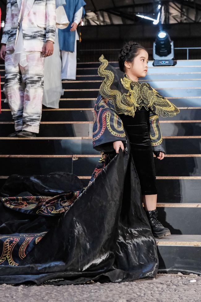 Thời trang cổ phục thu hút người trẻ - Ảnh 6. Thời trang cổ phục thu hút người trẻ - Ảnh 6.