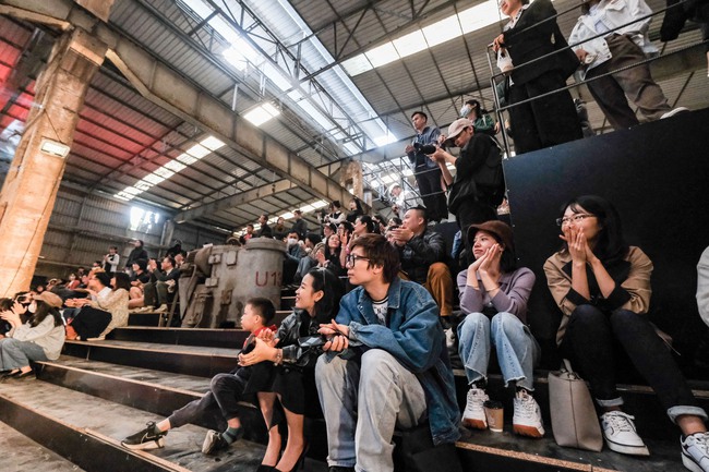 Thời trang cổ phục thu hút người trẻ - Ảnh 9. Thời trang cổ phục thu hút người trẻ - Ảnh 9.