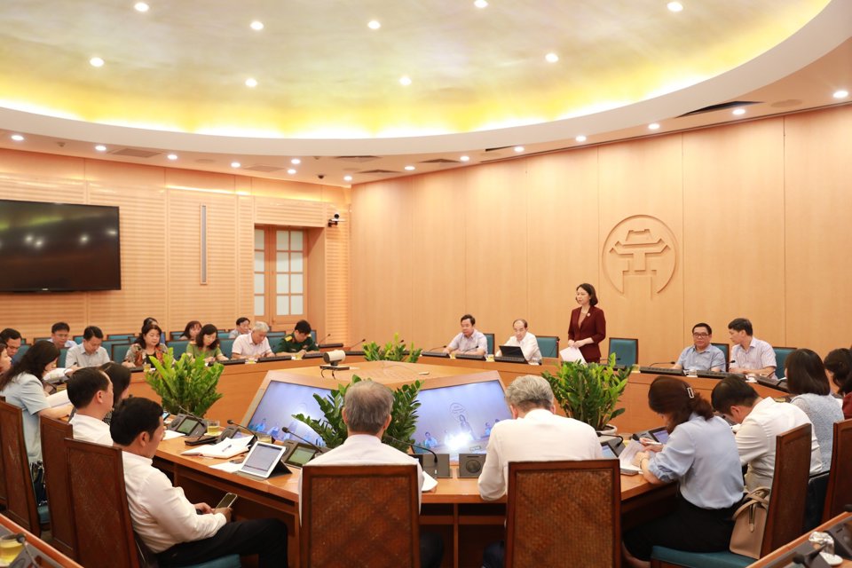 Quang cảnh phiên họp. 