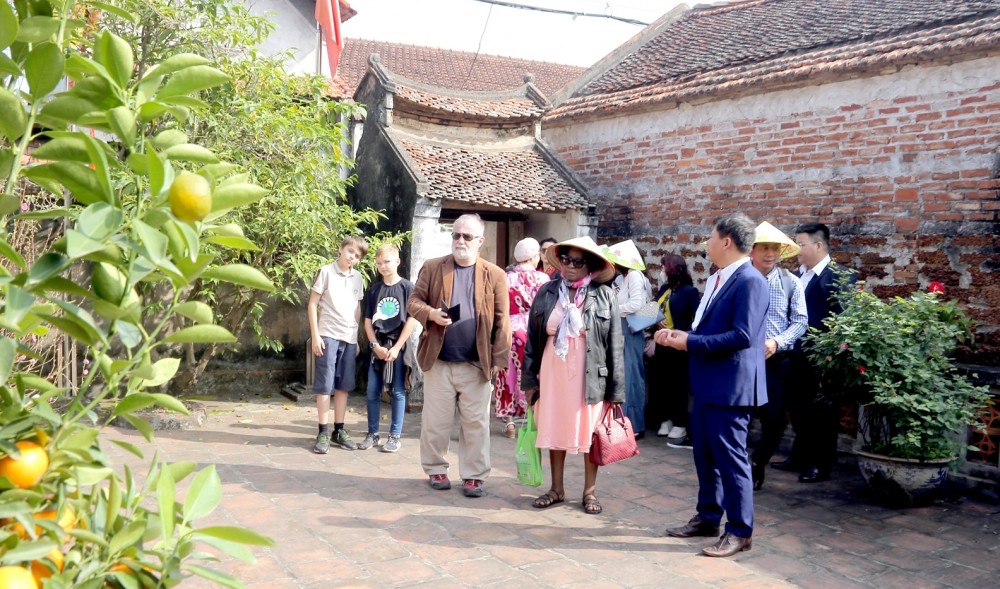 Làng cổ Đường Lâm: Tăng sức hấp dẫn nhờ không gian sáng tạo