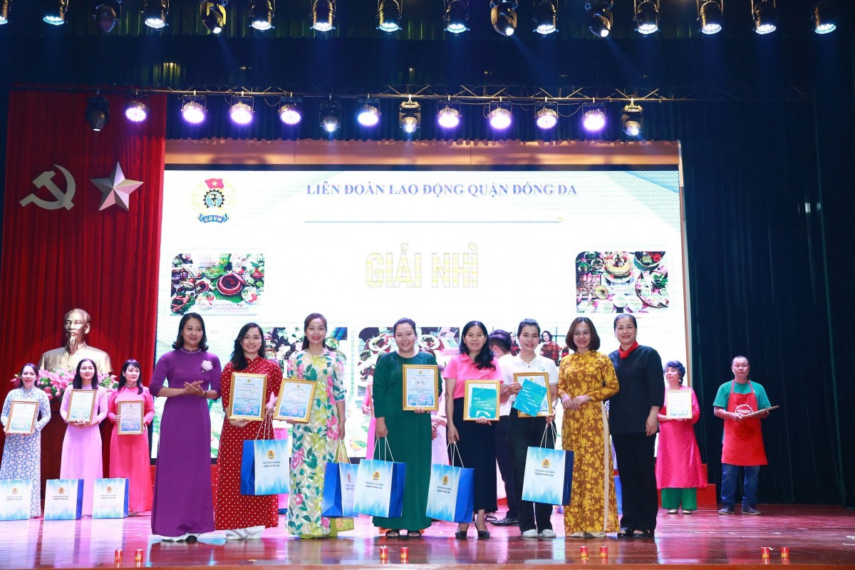 Đổi mới, sáng tạo hoạt động Công đoàn khối trường học và nữ công công đoàn quận Đống Đa