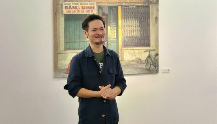 Hà Nội cũ kỹ trong tranh của Phạm Bình Chương 25 năm vẫn ‘đắt hàng’ - Ảnh 1. Hà Nội cũ kỹ trong tranh của Phạm Bình Chương 25 năm vẫn ‘đắt hàng’ - Ảnh 1.