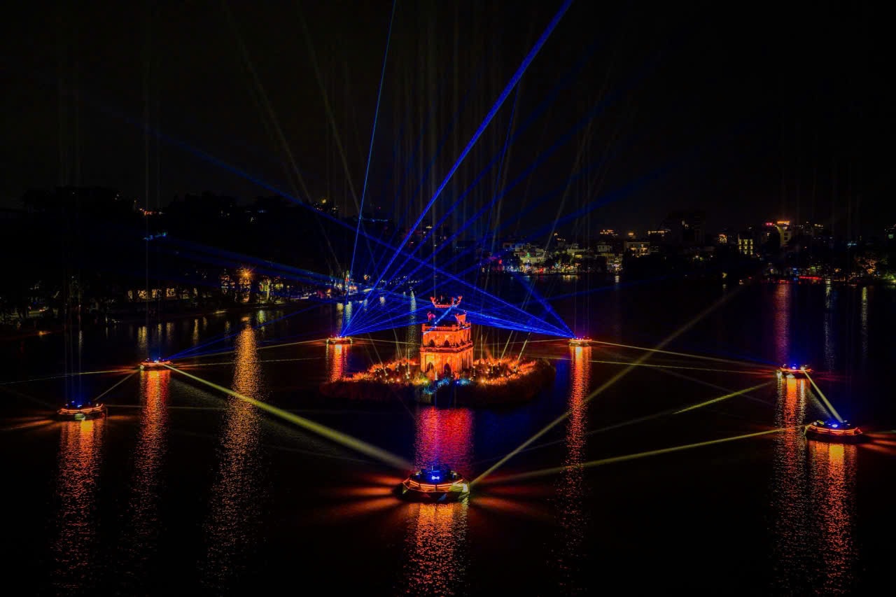 Đặc sắc, sôi động chuỗi chương trình nghệ thuật chào năm mới 2026 tại Hà Nội - Ảnh 2. Đặc sắc, sôi động chuỗi chương trình nghệ thuật chào năm mới 2026 tại Hà Nội - Ảnh 2.