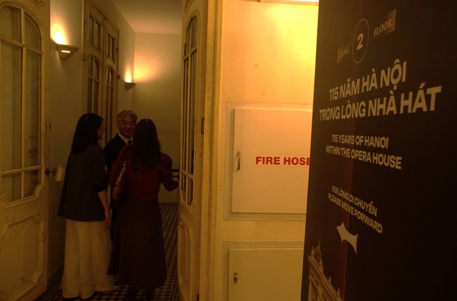 Công nghệ ánh sáng khai mở 115 năm lịch sử Nhà Hát Lớn - Ảnh 14. Công nghệ ánh sáng khai mở 115 năm lịch sử Nhà Hát Lớn - Ảnh 14.