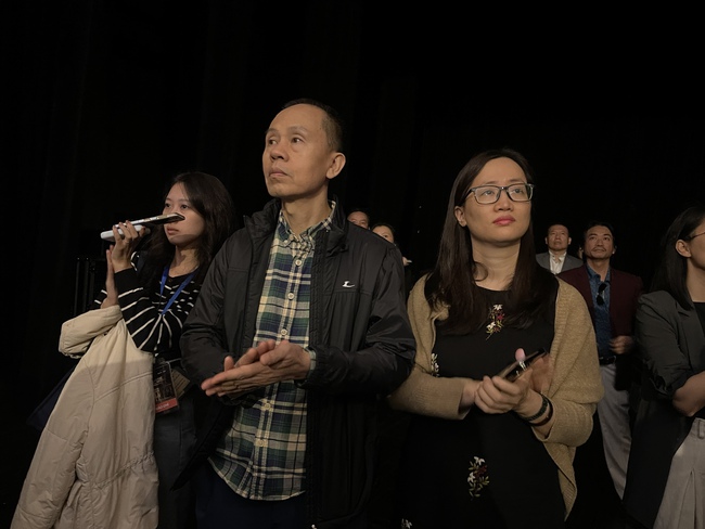 Công nghệ ánh sáng khai mở 115 năm lịch sử Nhà Hát Lớn - Ảnh 5. Công nghệ ánh sáng khai mở 115 năm lịch sử Nhà Hát Lớn - Ảnh 5.